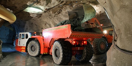  Sandvik Mining TH-663